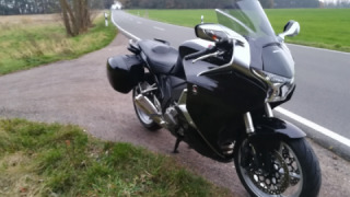 Honda VFR 1200 - F