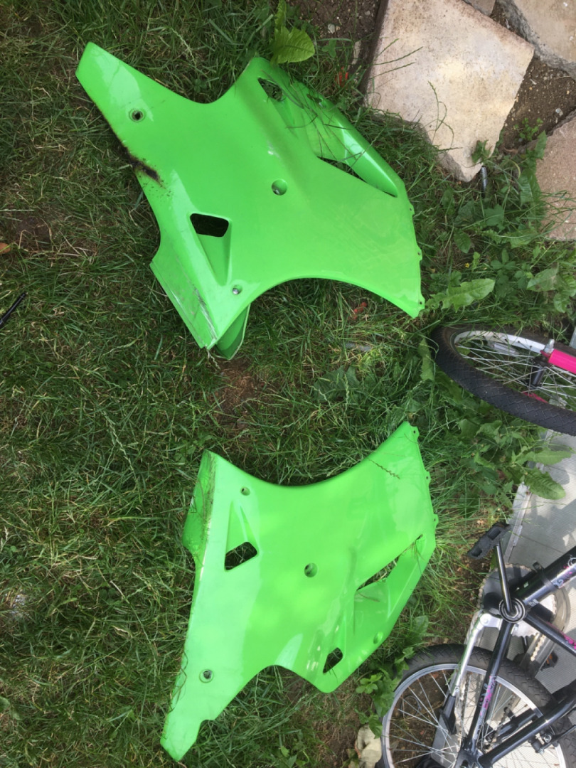 ZXR750H1/2