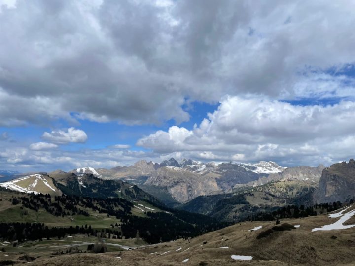 A Dolomiti's day ... part 5 Passo Sella - over there "Passo Gardena"