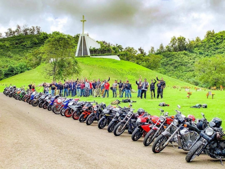 "Bikes And Coffee Hawaii" Meet Up And Ride