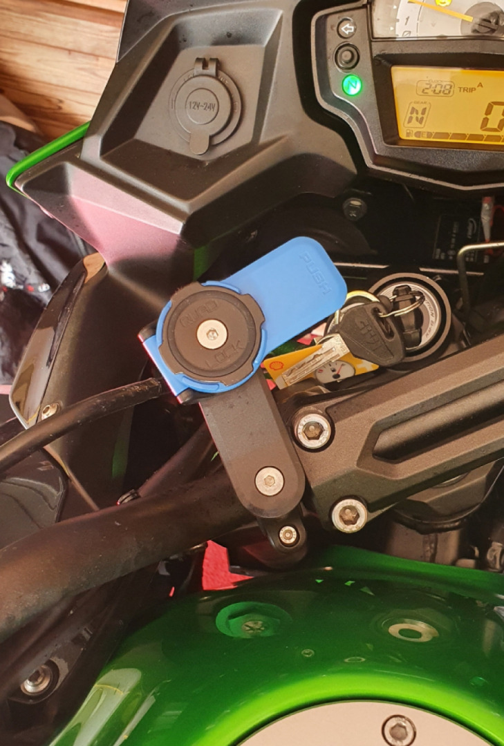 Quadlock review because I can't take the bike out!