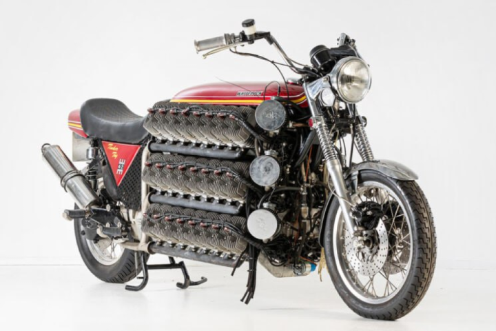 Whitelock 4.2-liter 48-cylinder Kawasaki