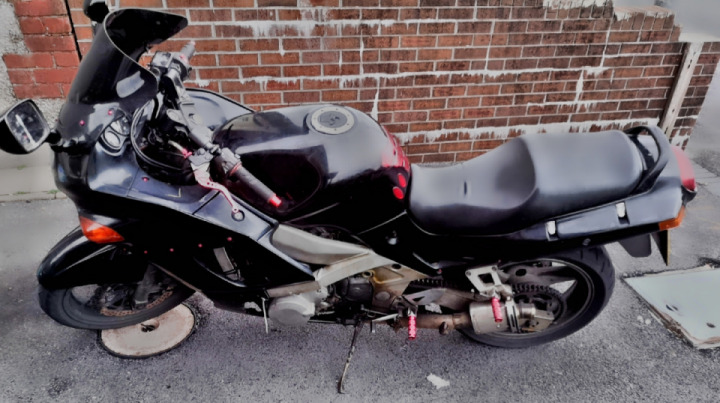 Zzr600e