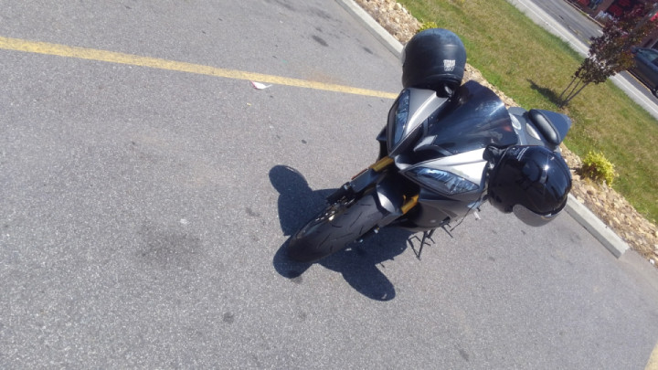 Passing on the Moto-bug