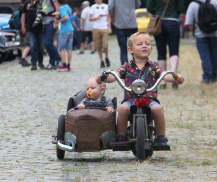 What is your experience and how old did you start riding?