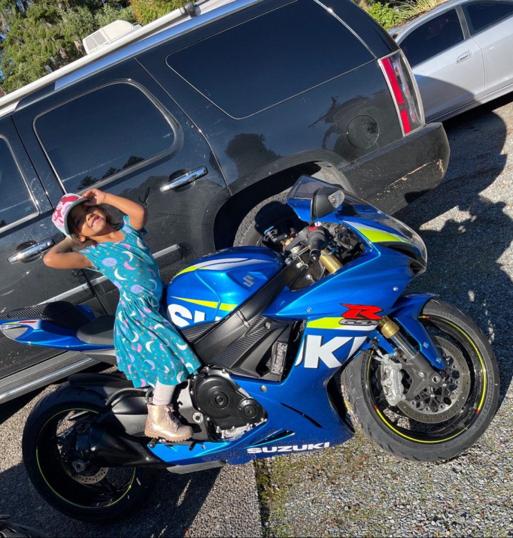 I’ve been gone for a while. But I’m back and back with a new bike ?? #2bikeclub