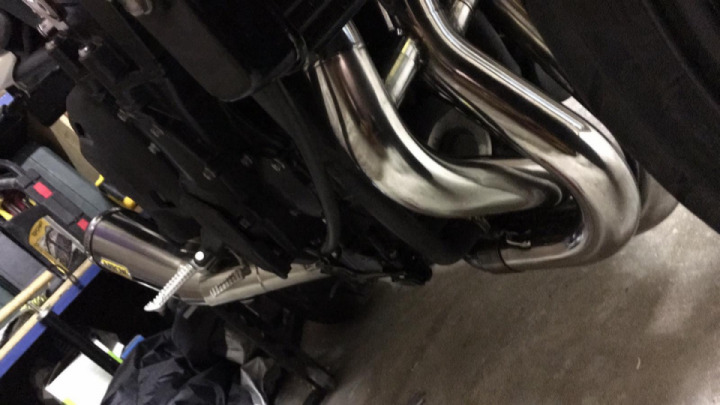 ? arrow exhaust??