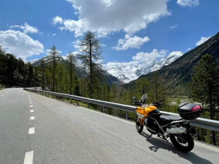 Road up towards Bernina Pass - Sankt Moritz side