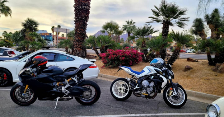 Only motos in the car show.