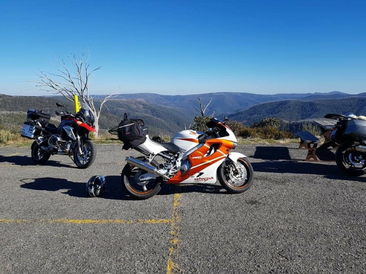 CBR 600F4