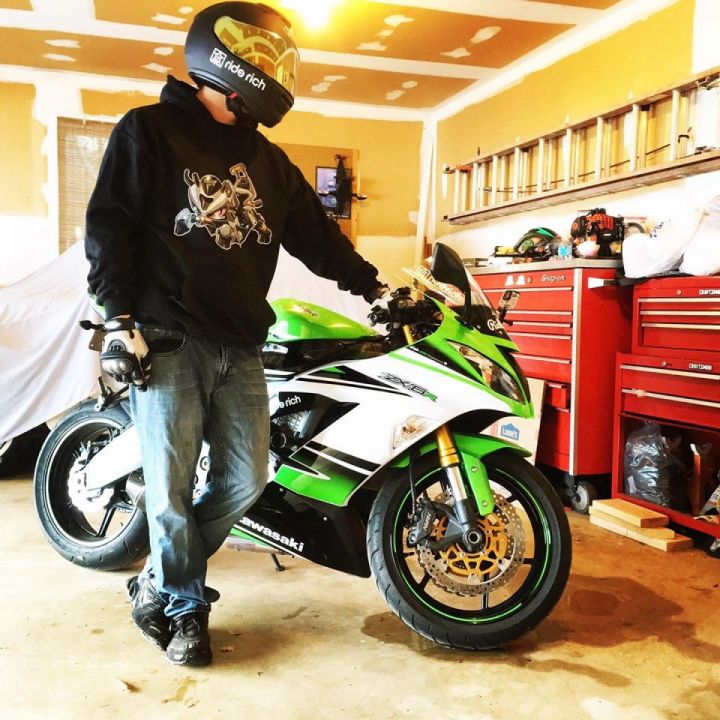 Rockin moto riders universe merch!