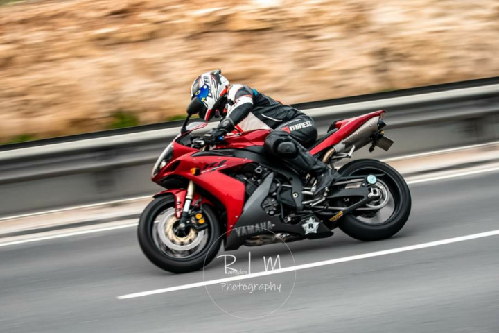 YZF-R1