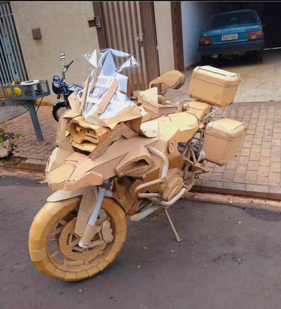 When you don't have money to buy a GS 1200 LC ADV but you are, A GENIUS ?