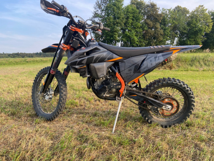 Dirty Days
