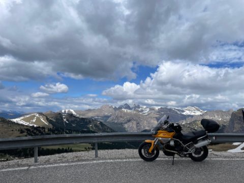A Dolomiti's day ... part 5 Passo Sella - over there 
