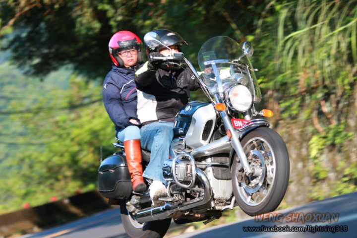 R1200C