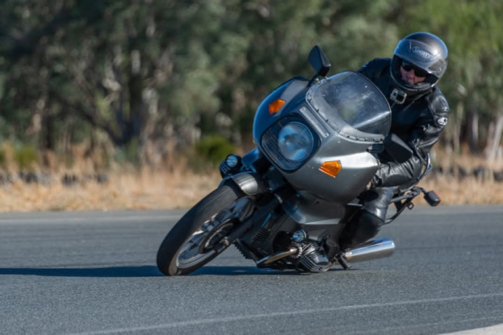 Hugely capable motorcycle on a short course or in the tight mountains.