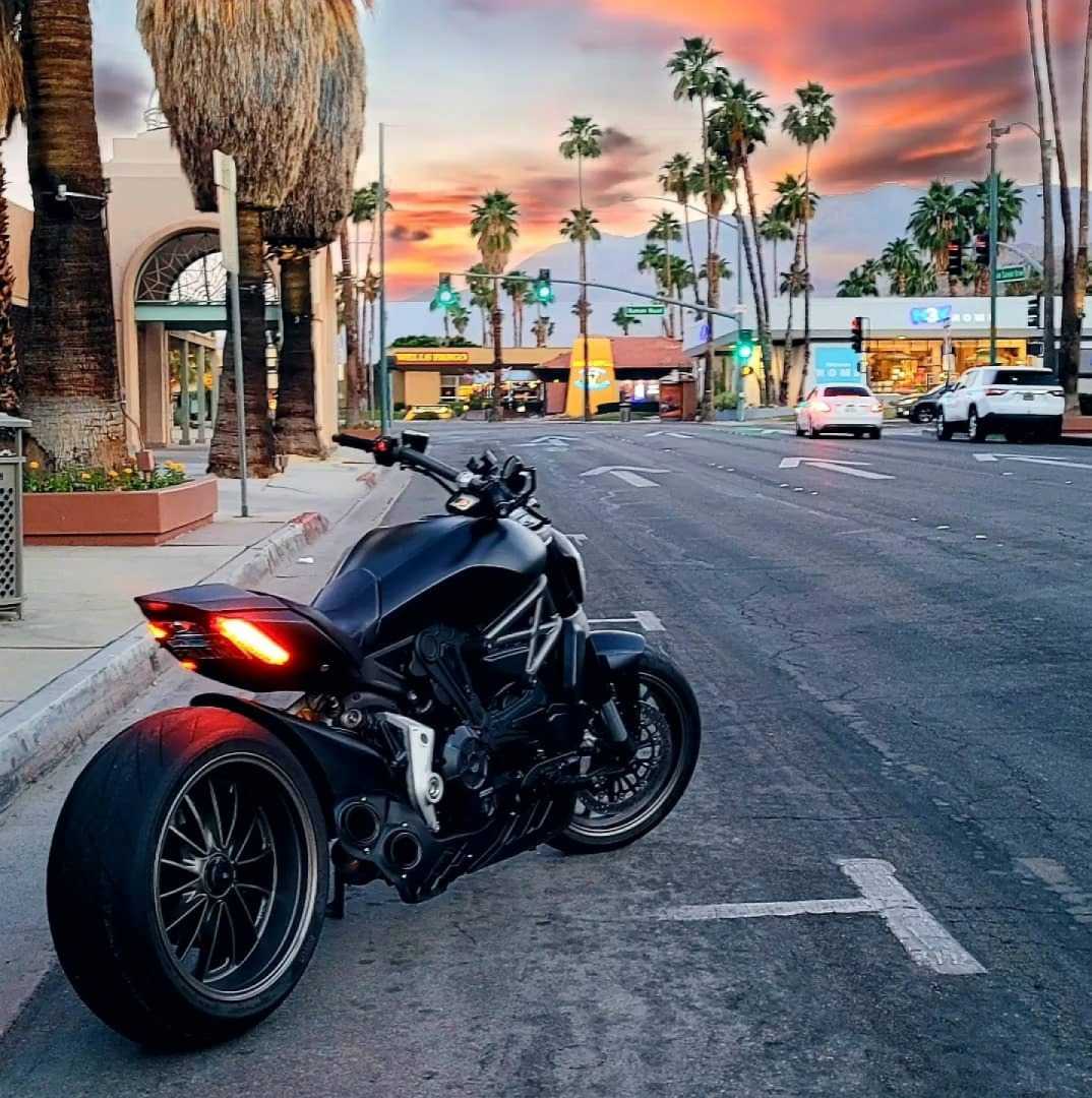 CITY CRUISER