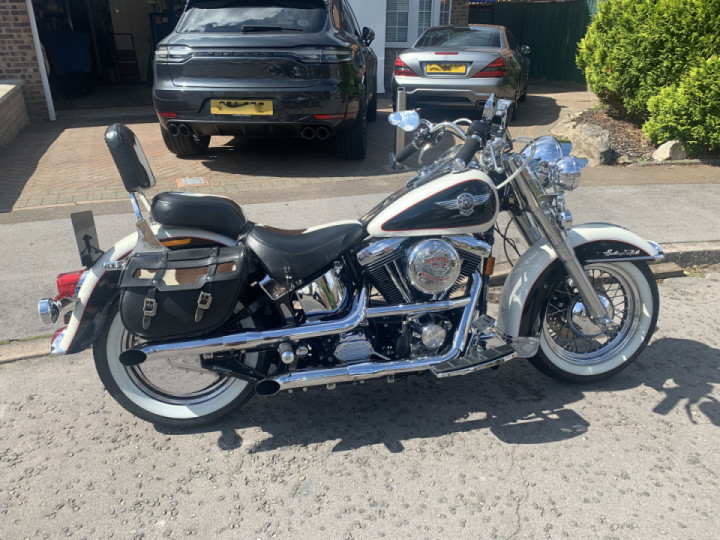 Harley Davidson 90th Anniversary Heritage Softail