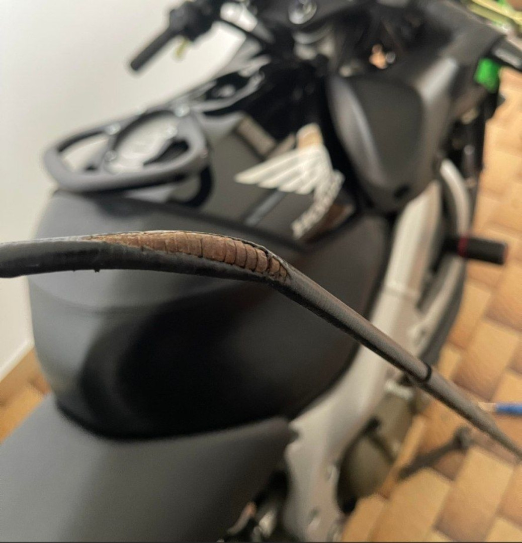 Y'all think this clutch cable is still good??