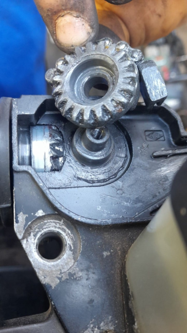 460,000km of use can make you feel like this. Time for some new parts