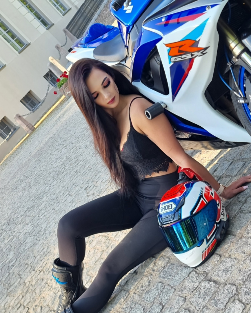 Hello I'm new here ?