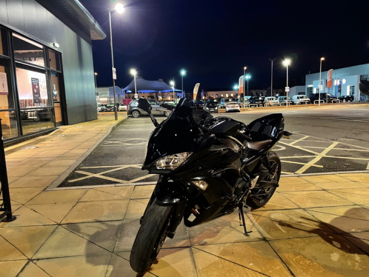 Out enjoying a blast on the girl