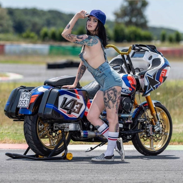 Muscle bikes