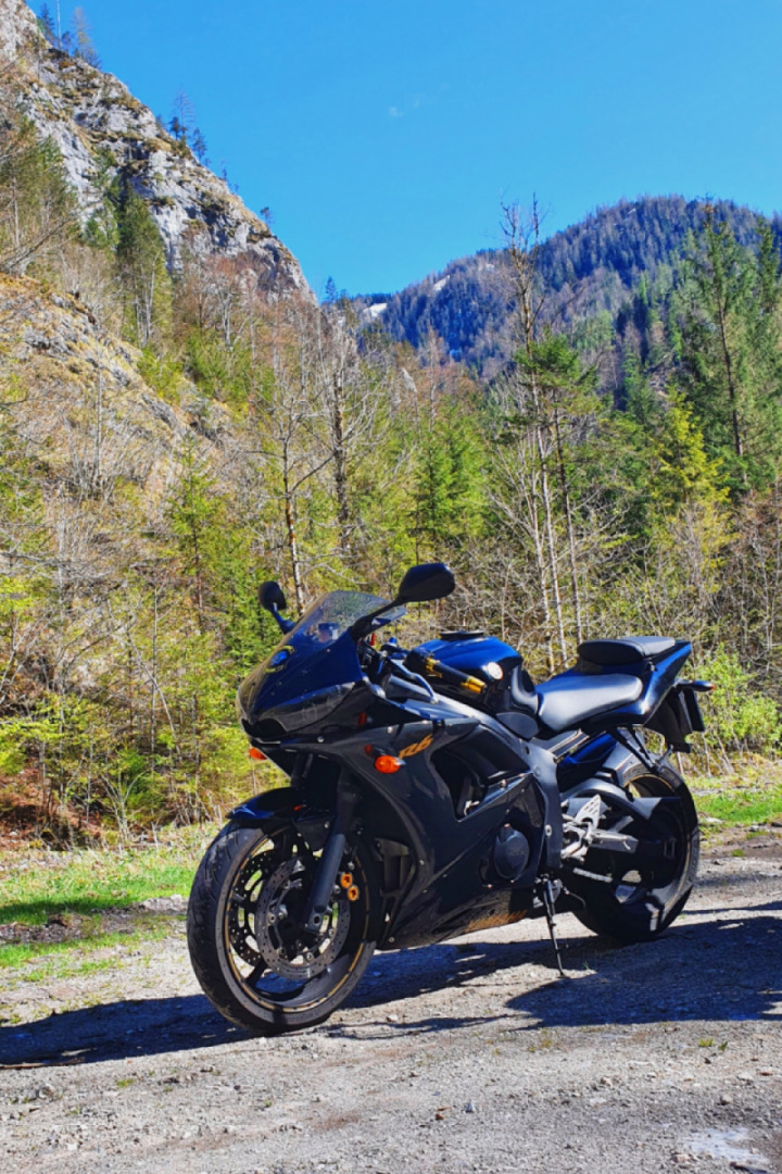 Woods and Mountains thats Austria. What is typical for your countries? Let me know, i`m excited.