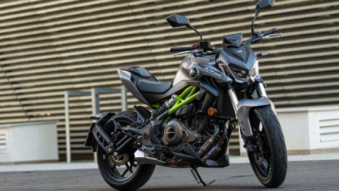 QJMotor SRK 400 launches in Europe