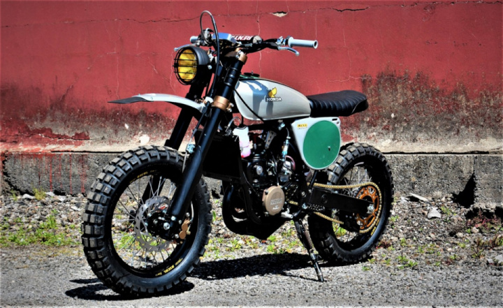 Honda CR250 Scrambler by Andrew Greenland