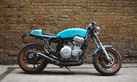 Triumph Tribute – Trophy Cafe Racer