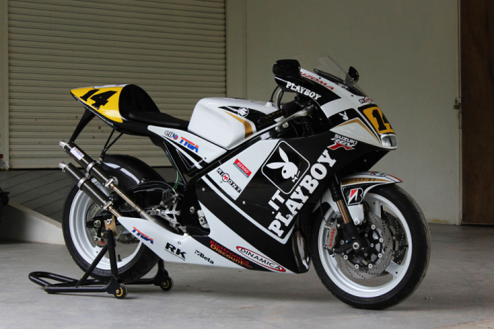 Suzuki RGV250 VJ22 “PlayBoy”