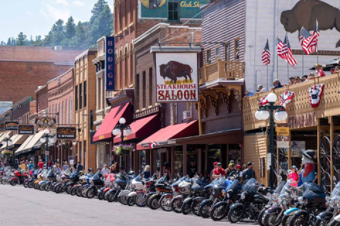 Exciting and Unconventional Moments Captured at the 2023 Sturgis Motorcycle Rally