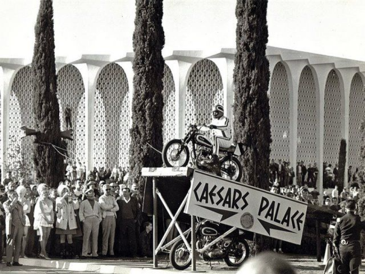 Asphalt Squadron: 45 Years Ago Today, Evel Knievel... | Evil kenevil, Retro  photo, Advertising history