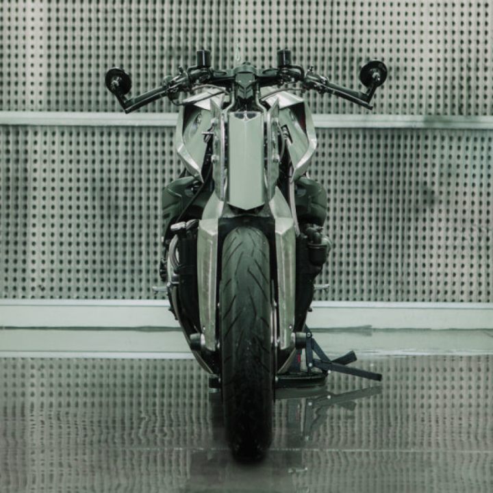 A wild custom BMW K1200S from Pan Speed Shop of Madrid.