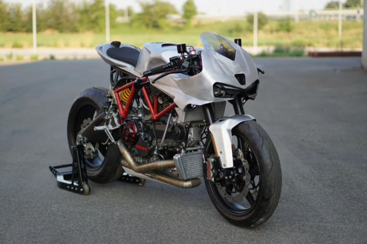 Custom Ducati Supersport by Simone Conti Motorcycles