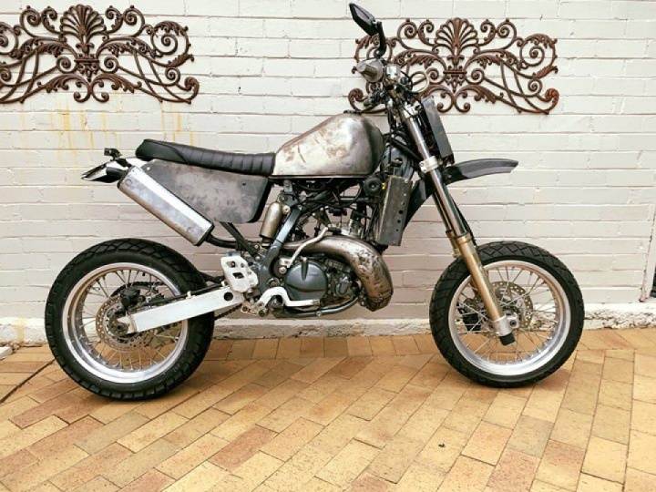 1982845c81bb48d5a07.jpg