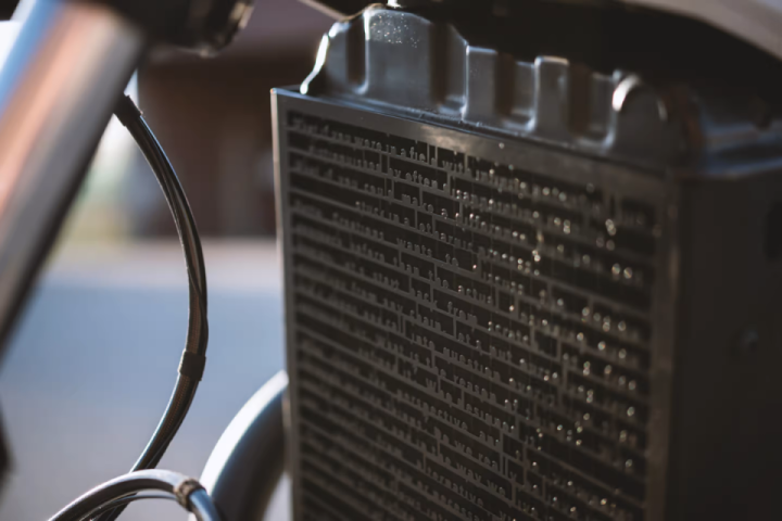 Radiator cover as manifesto – nice