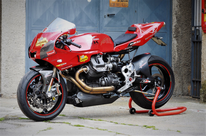 Phoenix Guzzi Daytona RS