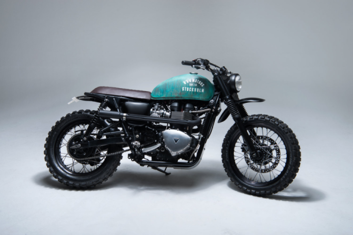 Modified Triumph Bonneville Embraces the Scrambler Life With Gusto, Wears Pirelli Knobbies