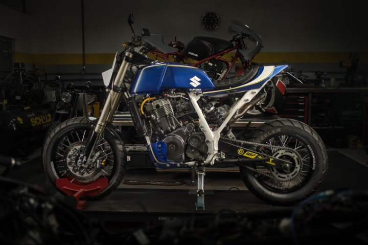 Suzuki DR 800 Flat Tracker by Frateschi Garage