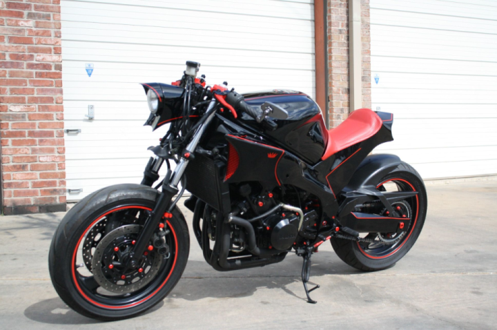 Old Yamaha YZF600R Naked Streetbike Modification