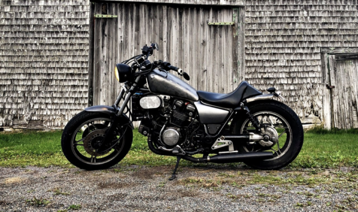 Custom 1982 Honda V45 Magna VF750c Bobber