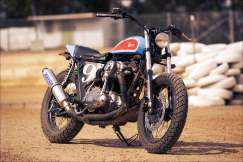 Kawasaki W650 street tracker by Deus Ex Machina
