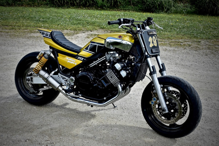 Yamaha FZX750 Street Tracker