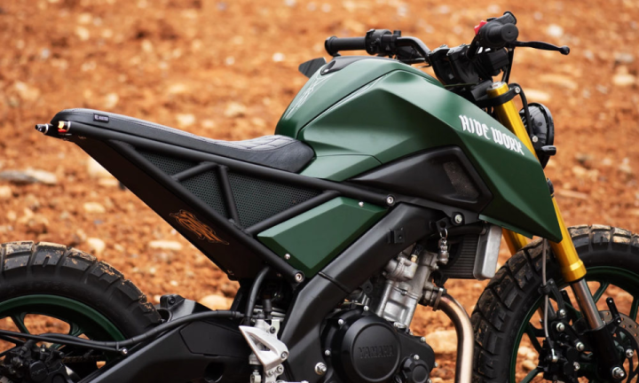 Hide-Work-Custom-Yamaha-MT15-Tracker-2