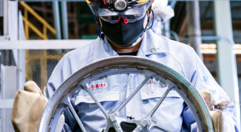 The First Yamaha’s Spinforged Wheels for Mass-Production Motorcycles