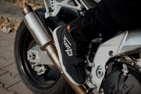 This Basketball Shoe Lookalike Is Actually Furgyan’s Latest Riding Sneakers