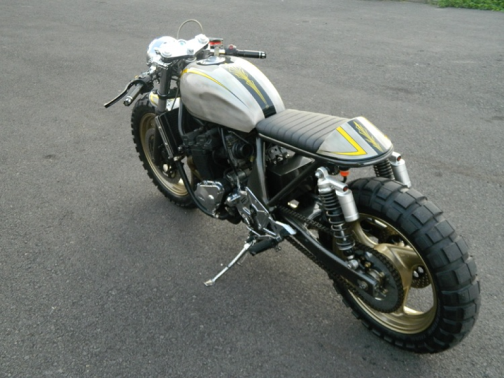 Suzuki Bandit 400 Cafe Racer